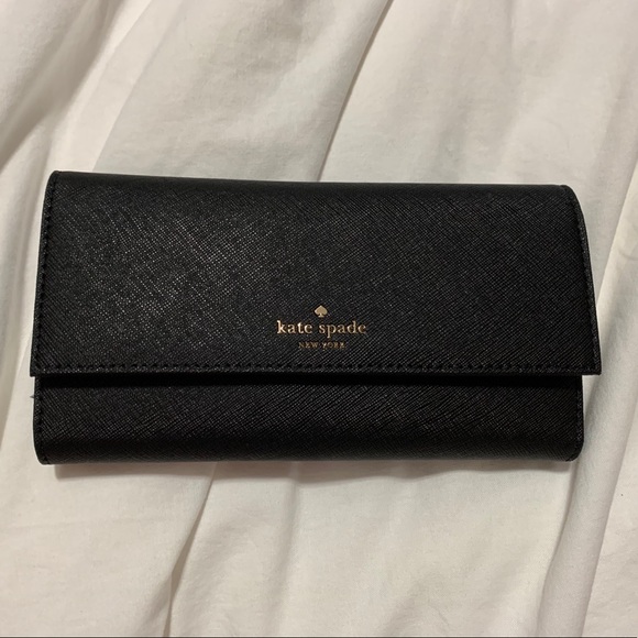 Brand New Kate Spade Wallet - Picture 1 of 6